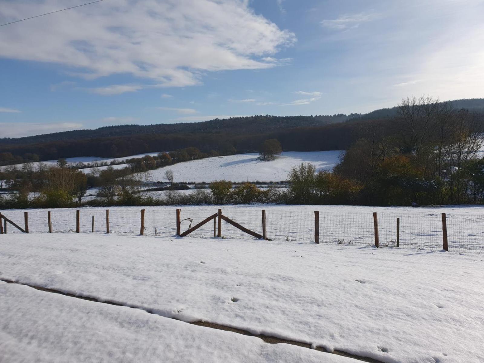 Gite Avec Vue Panoramique, Ideal Pour Un Weekend ! Mont-Saint-Jean  Exterior foto